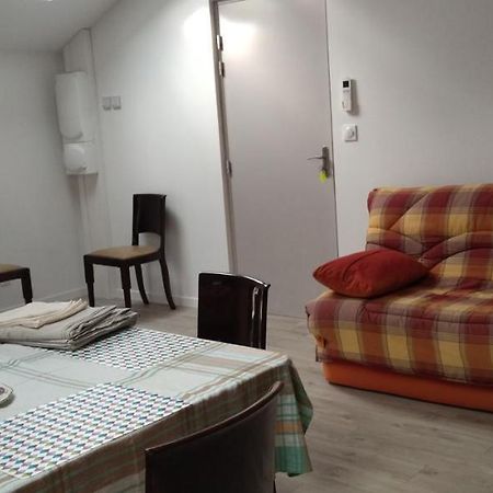 Lou Coucut Apartment Dolmayrac Bagian luar foto